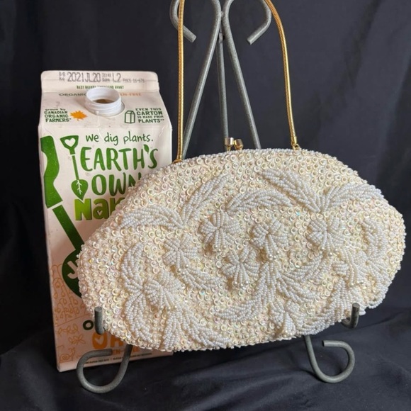 Vintage cream beaded purse - Picture 1 of 6